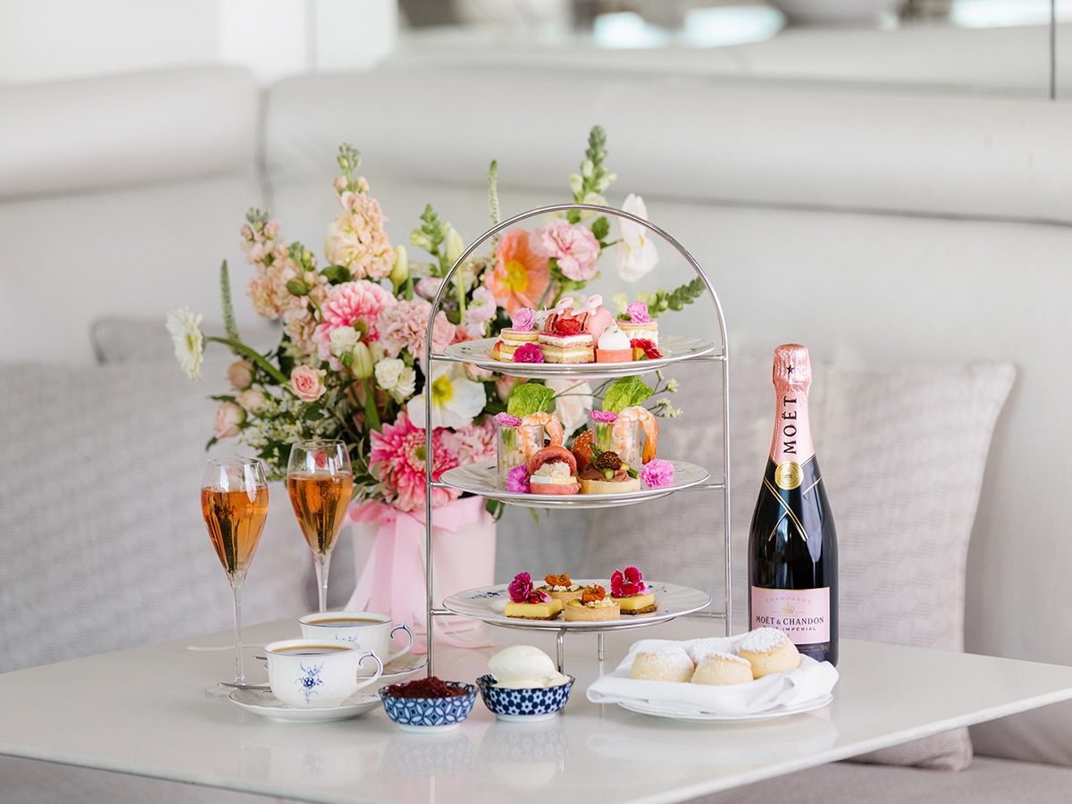 Pink high tea experience at the sheraton grand mirage resort