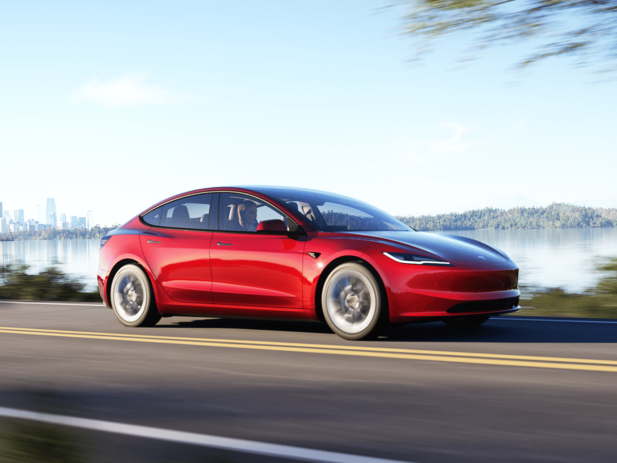 Tesla model 3 feature