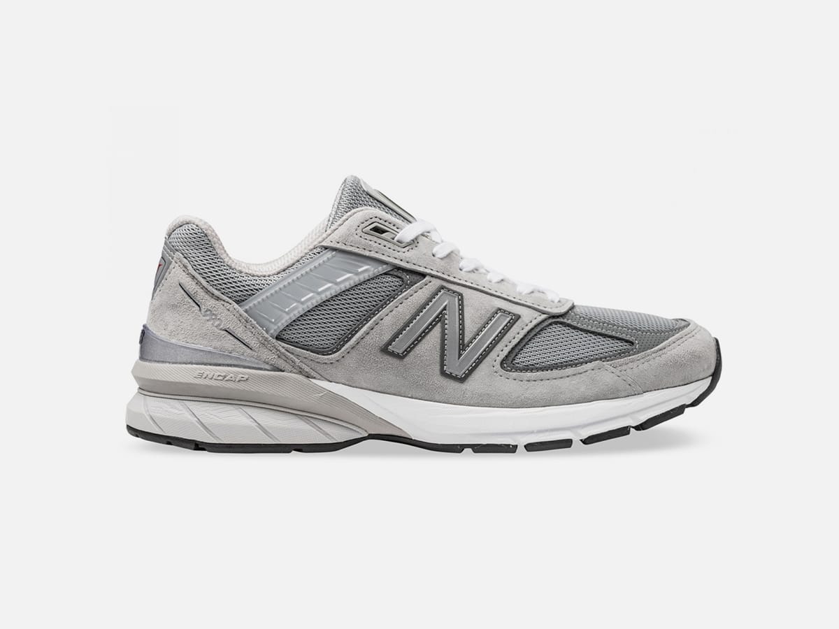 Product image of New Balance Made in US 990 v5 sneakers with plain white background