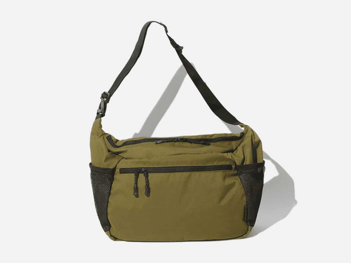 12 Best Messenger Bags for Men 2021