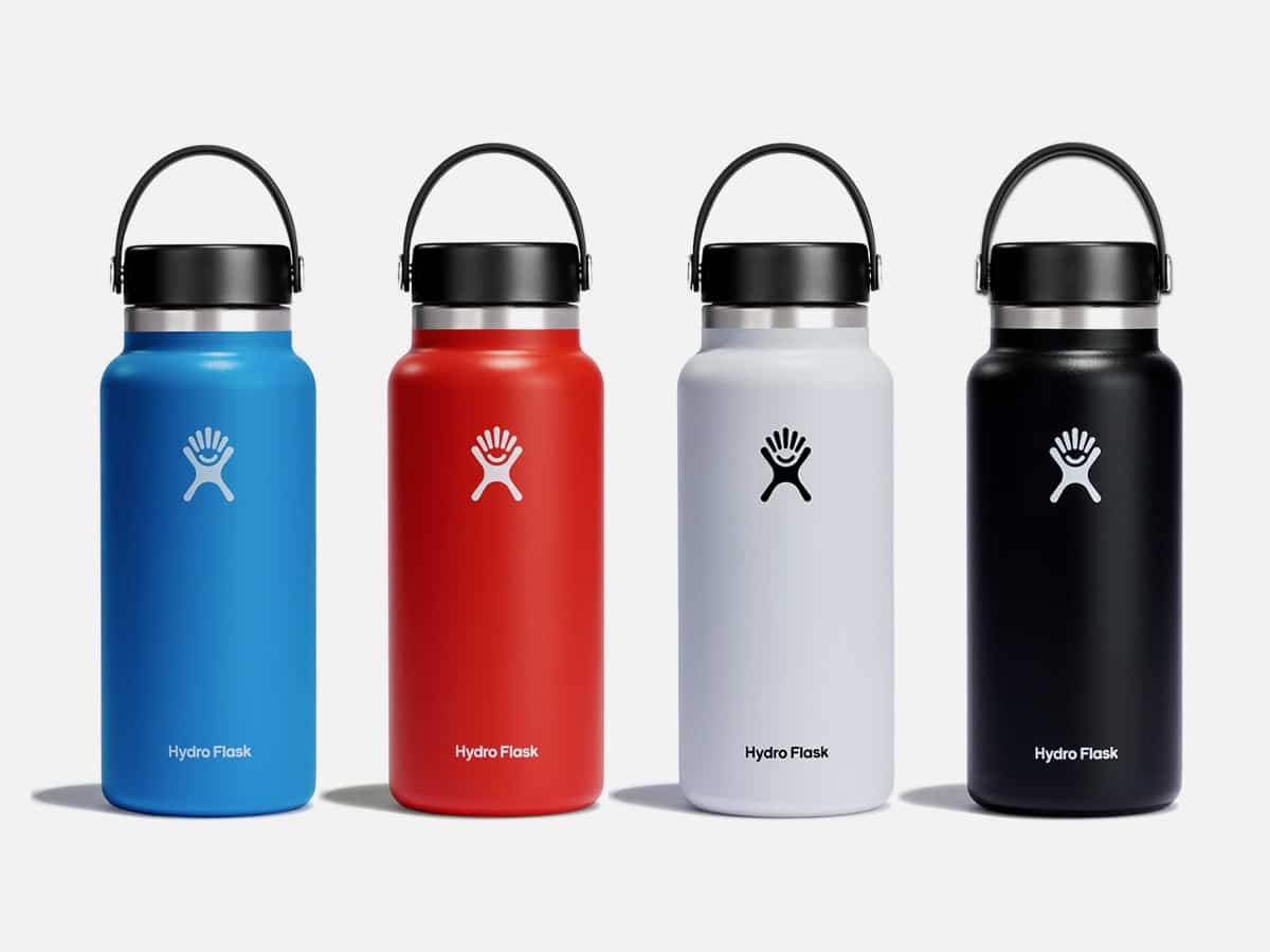 Product image of Hydroflask 32oz Wide Mouth in Pacific, Goji, White, and Black color variants against plain white background