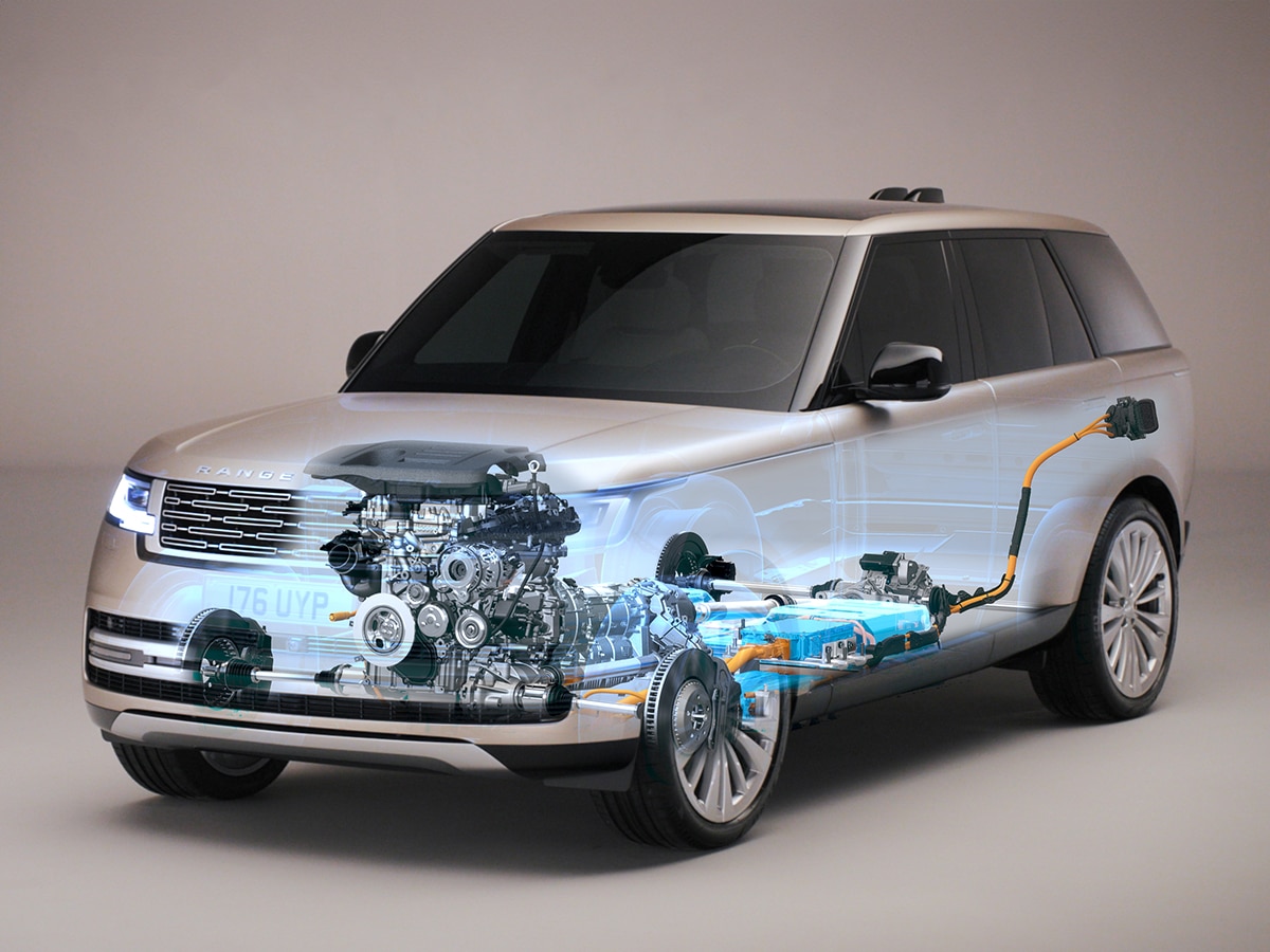 Visual illustration of new six-cylinder plug-in hybrid engine inside the New Range Rover