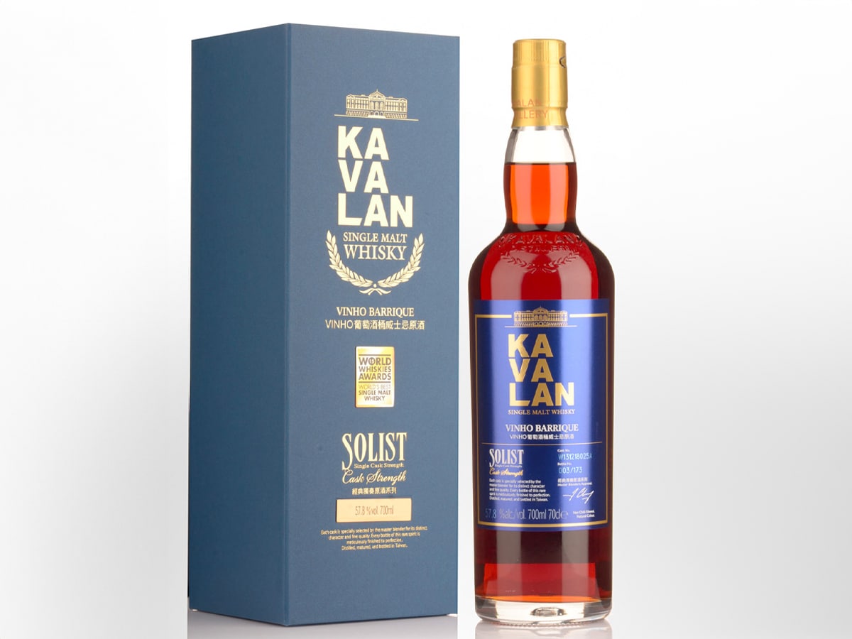 Kavalan Vinho barrique cask strength whisky