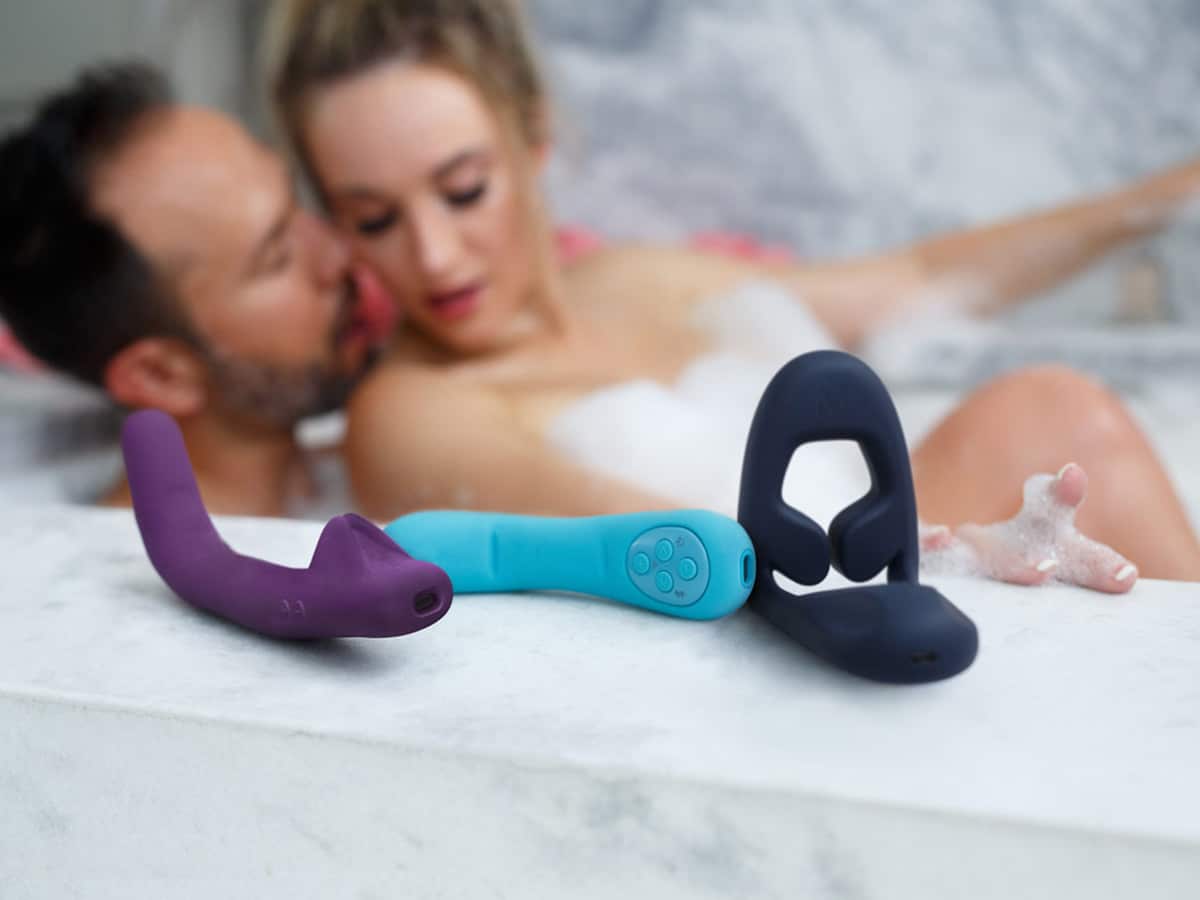 How to Use Sex Toys With a Partner, From Techniques to Toys
