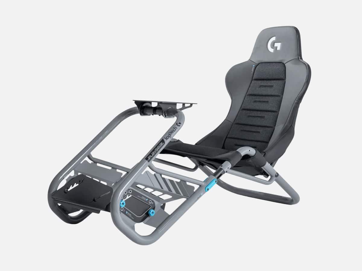 Product image of Logitech G Playseat Trophy with white background