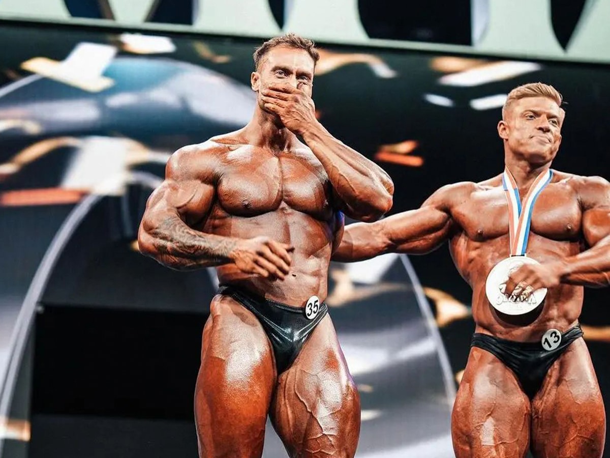 Chris Bumstead claiming his fifth consecutive Classic Physique Olympia title in Orlando | Image: Mrolympiallc/Instagram