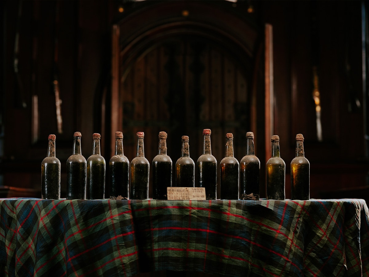 Whisky believed to be the oldest know in existence discovered at Blair Castle in Scotland | Image: The Whisky Auctioneer