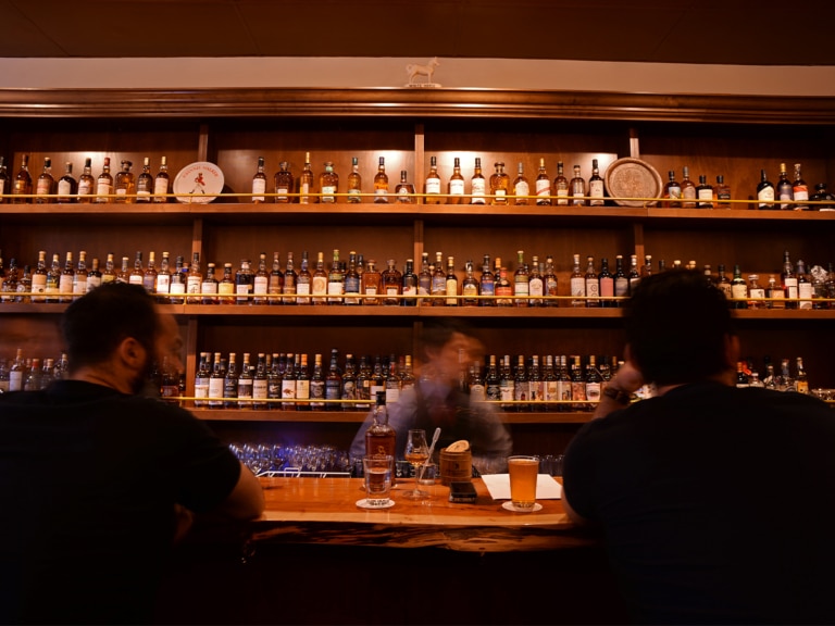 14 Best Whisky Bars in Melbourne Man of Many
