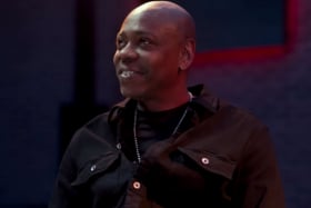 Dave Chappelle in 'The Dreamer' (2023) | Image: Netflix