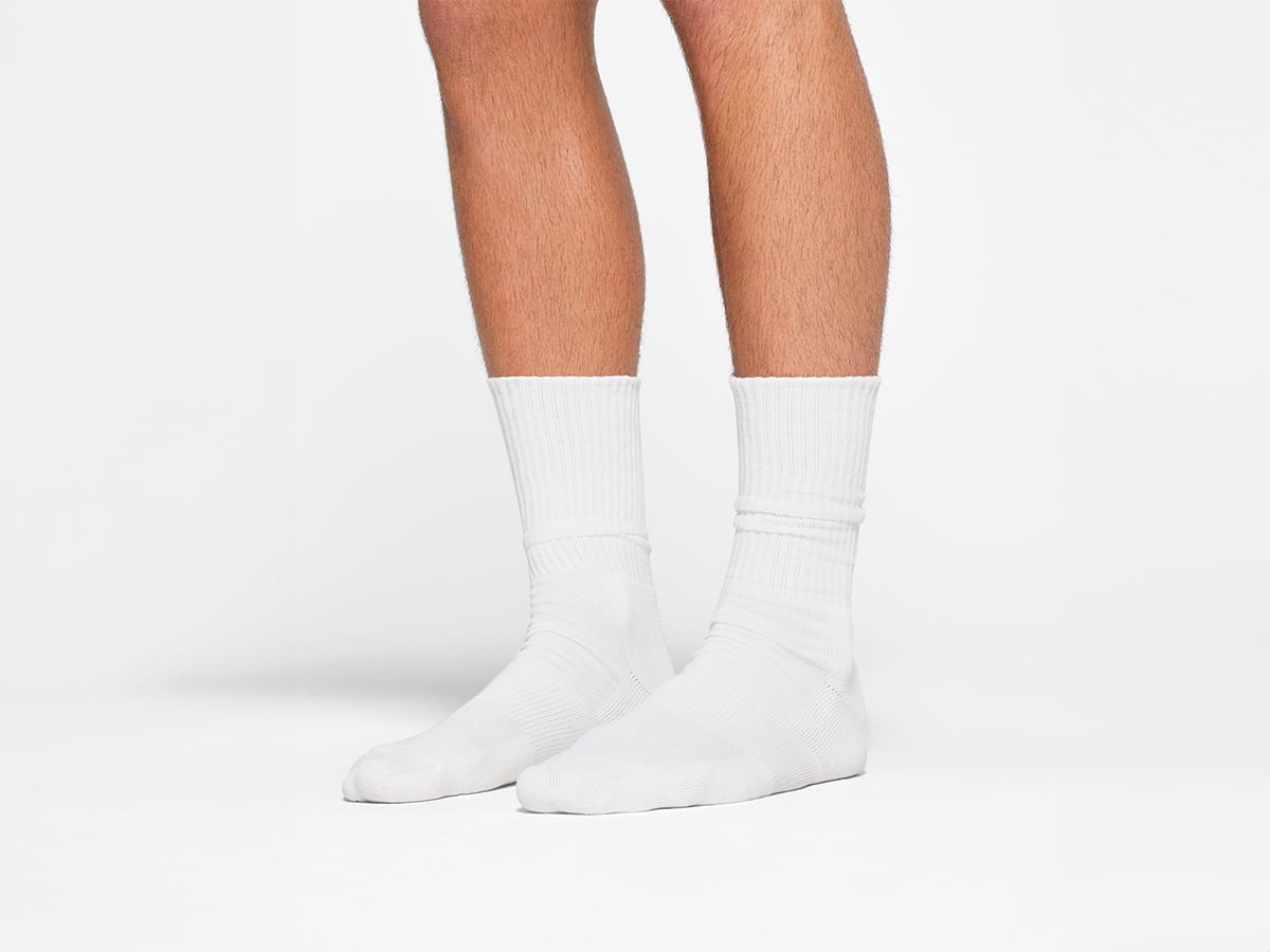 Skims for men tube socks in white