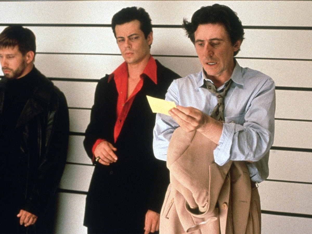 Stephen Baldwin, Benicio Del Toro, and Gabriel Byrne in ‘The Usual Suspects’