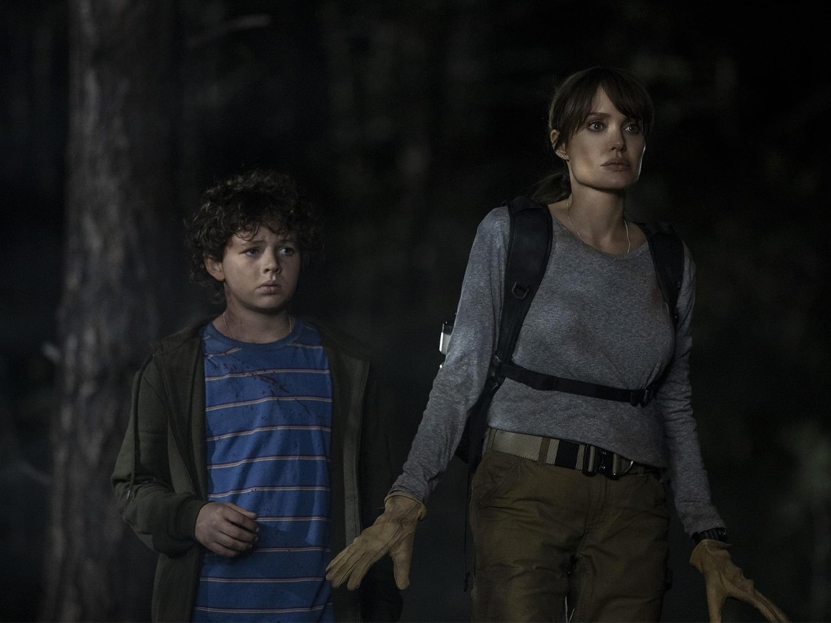 Angelina Jolie and Finn Little in ’Those Who Wish Me Dead’