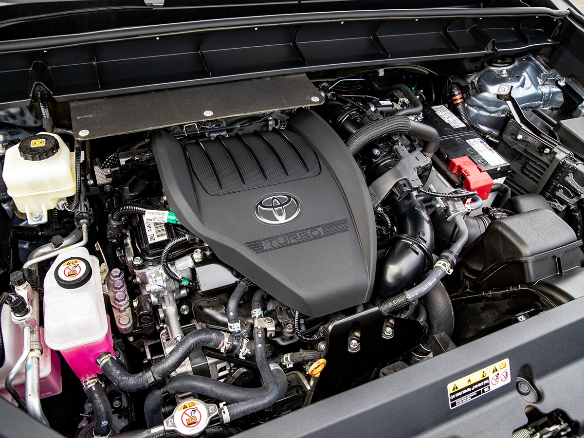 The 2023 Toyota Kluger GX comes with a new 2.4-litre four-cylinder turbo | Image: Toyota Australia