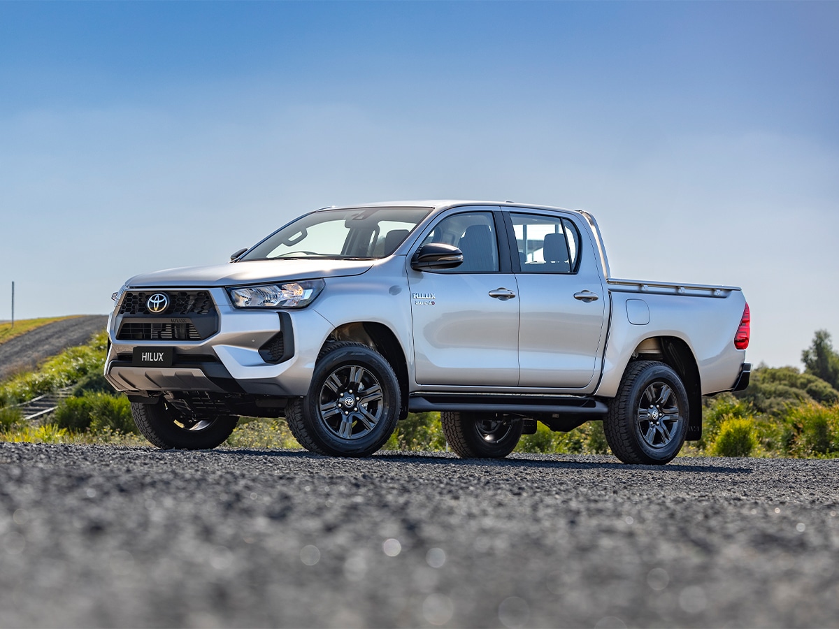 2024 toyota hilux