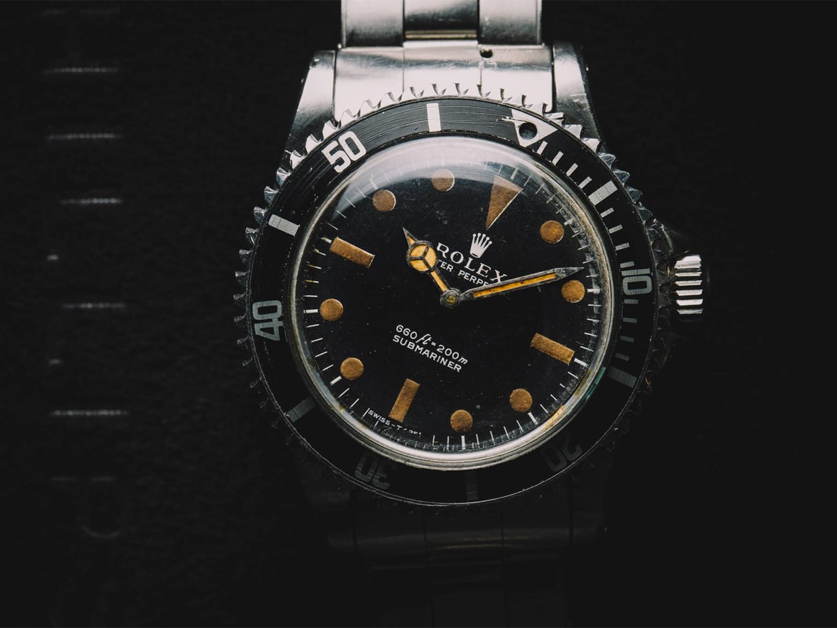 Rolex Submariner Ref. 5513 with a dark background