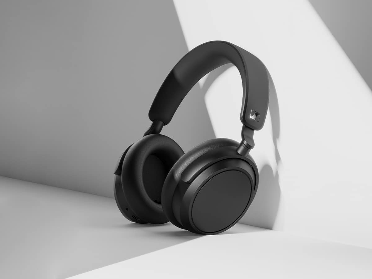 Sennheiser's New Momentum Lineup Brings Lossless Audio & Improved Anc 