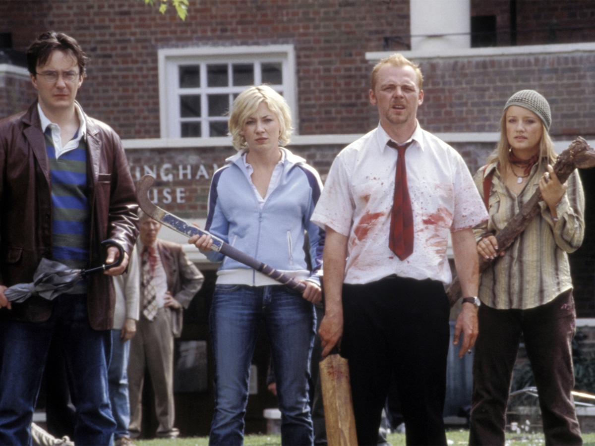 Kate Ashfield, Lucy Davis, Dylan Moran, and Simon Pegg in ’Shaun Of The Dead’