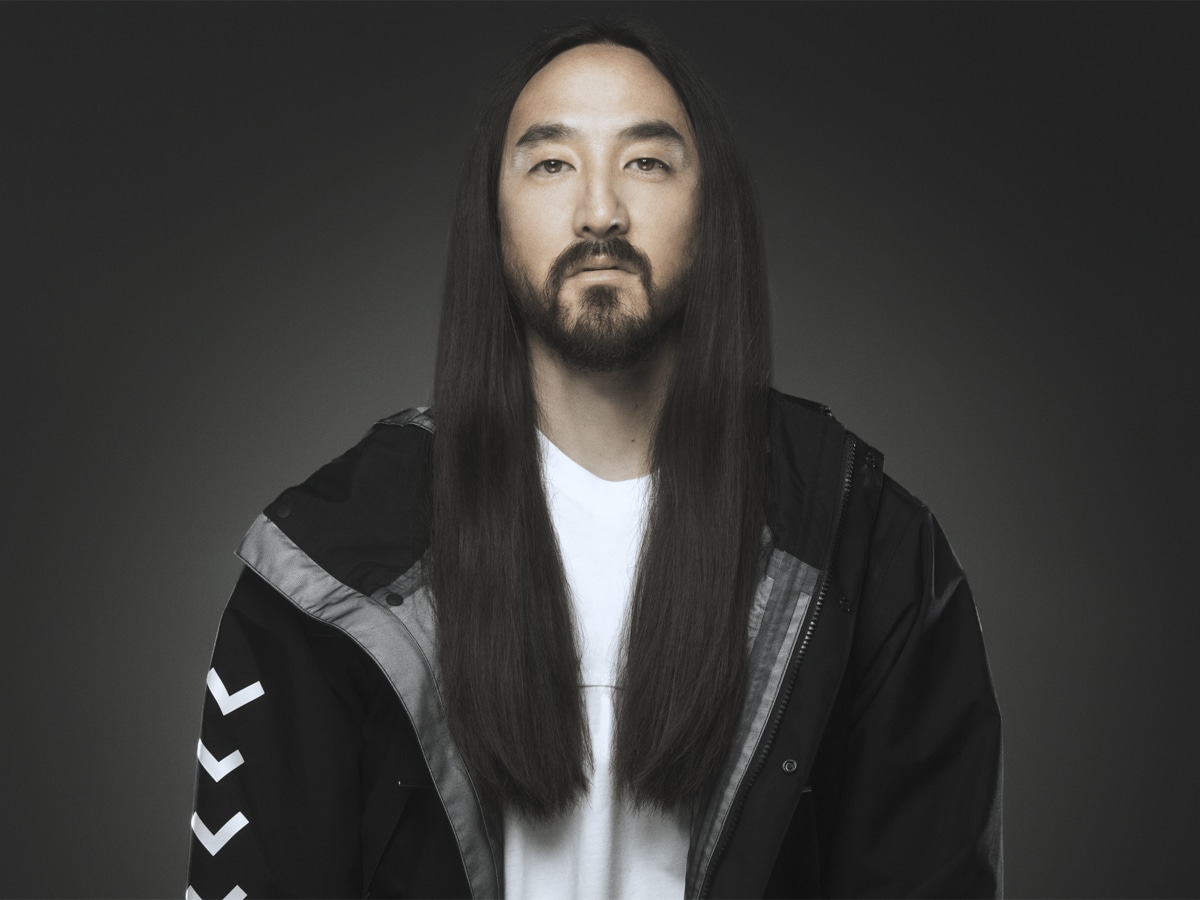Steve Aoki with straight long hairstyle