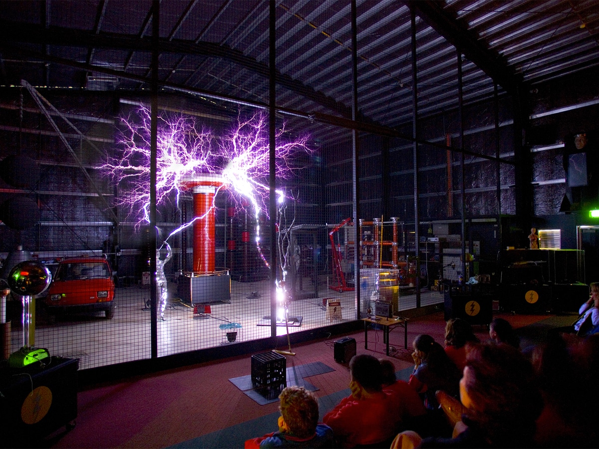 Scienceworks Electricity, Magnets and Movement show