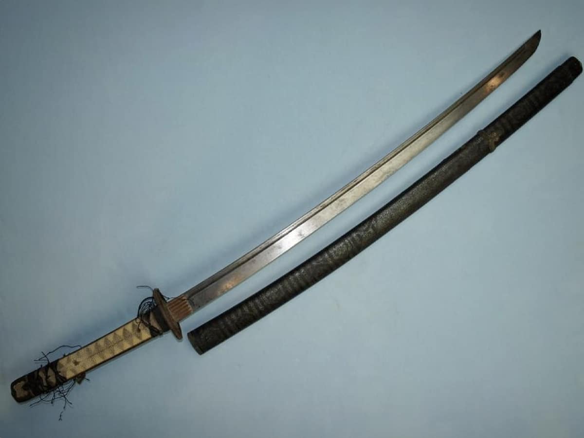 A guide to buying a real katana samurai sword katana
