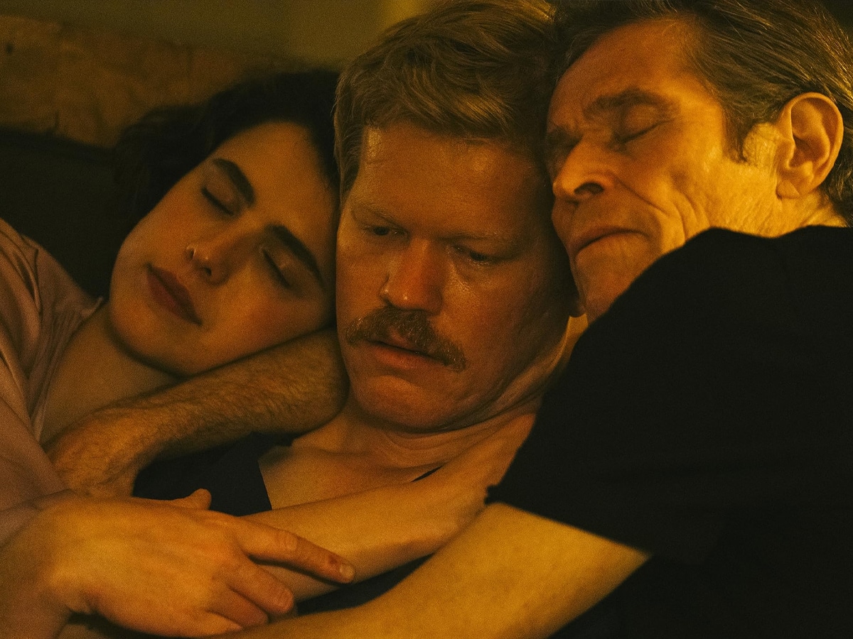 Margaret Qualley, Jesse Plemons and Willem Dafoe in 'Kinds of Kindness' (2024) | Image: Searchlight Pictures