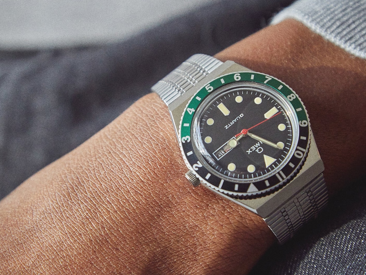 Q timex 1979 reissue with the black green bezel