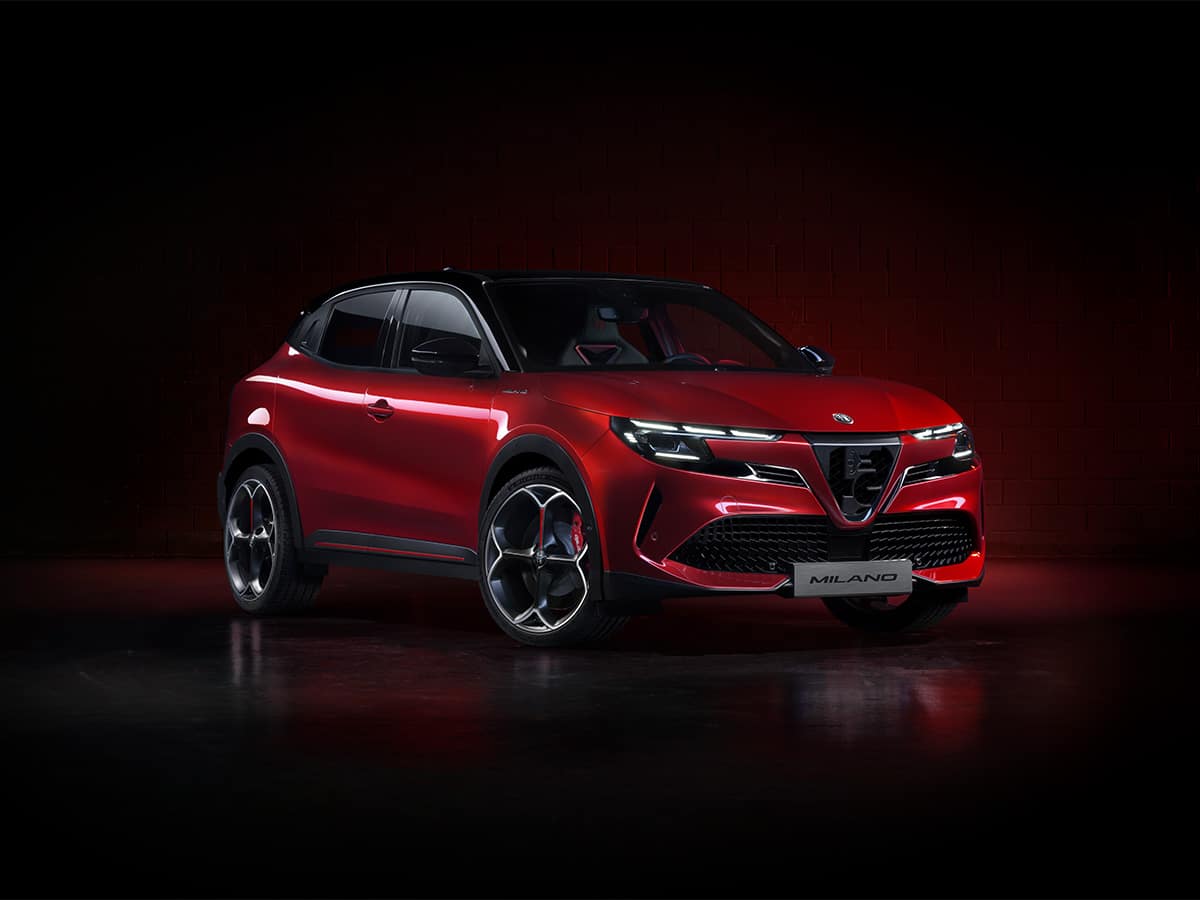 Alfa Romeo Junior is a Striking Compact EV Crossover with Oodles of Charm |  Man of Many