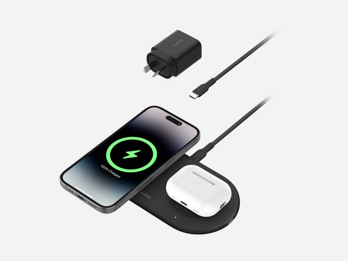 Product image of Belkin 2-in-1 Magnetic Wireless Charging Pad with Qi2 15W