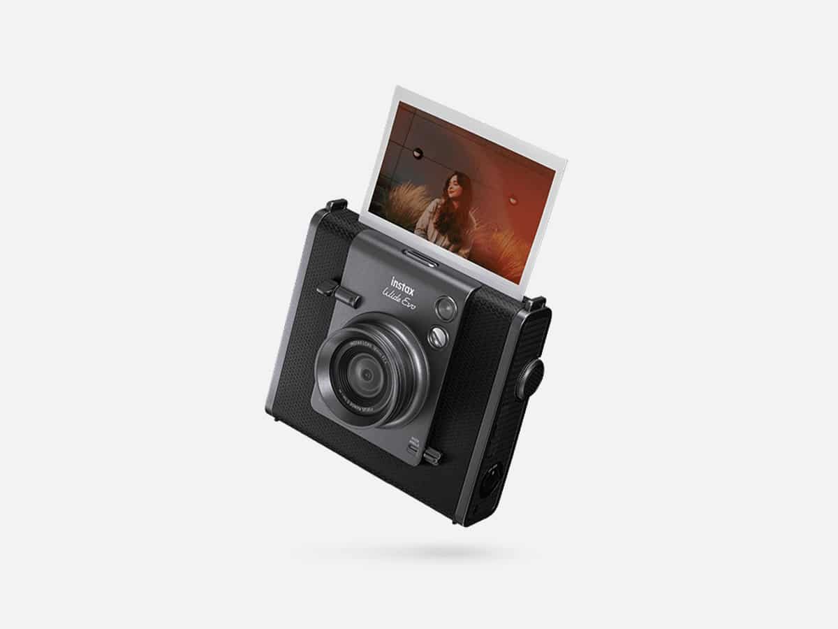 Instax wide evo