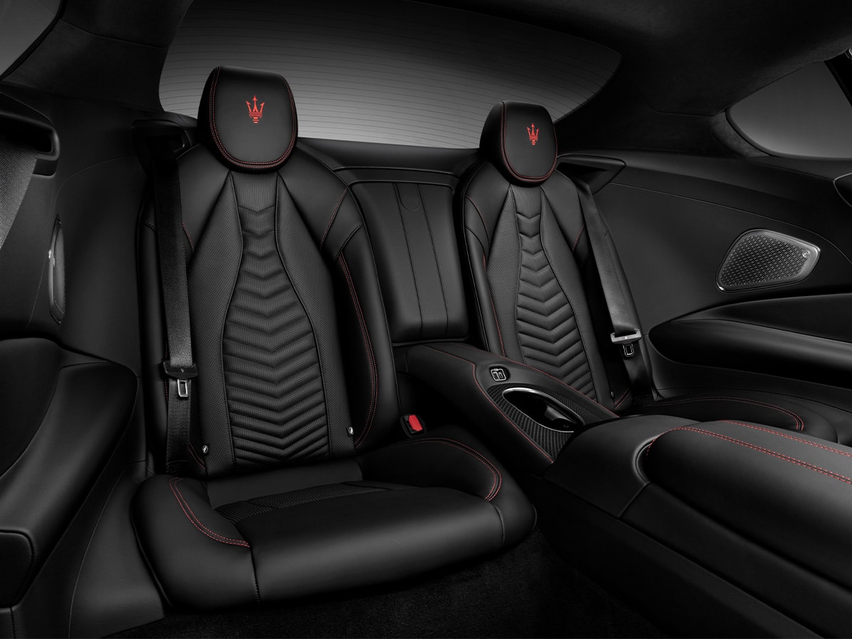 Maserati granturismo interior rear seats