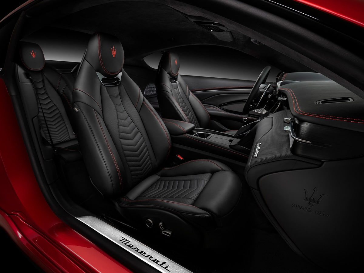 Maserati granturismo interior seats