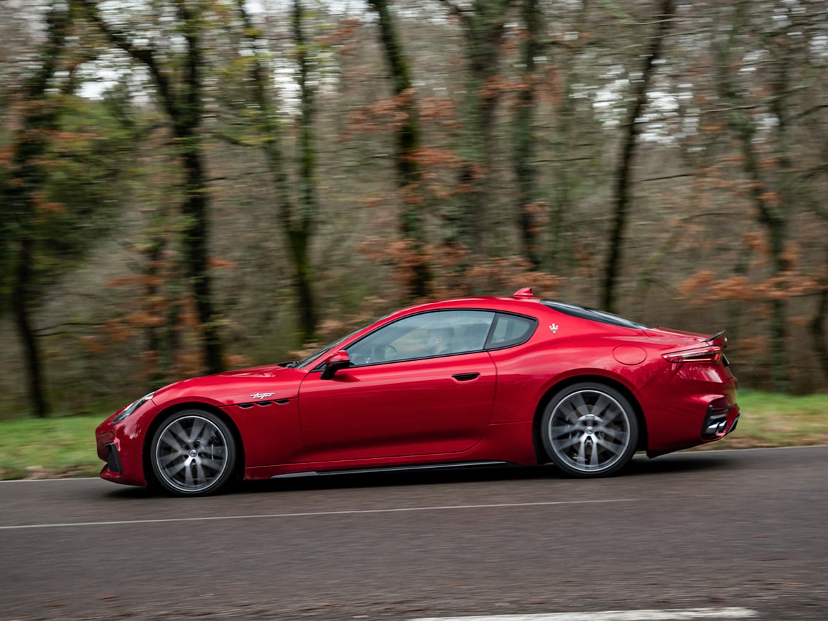 Maserati granturismo on road 3