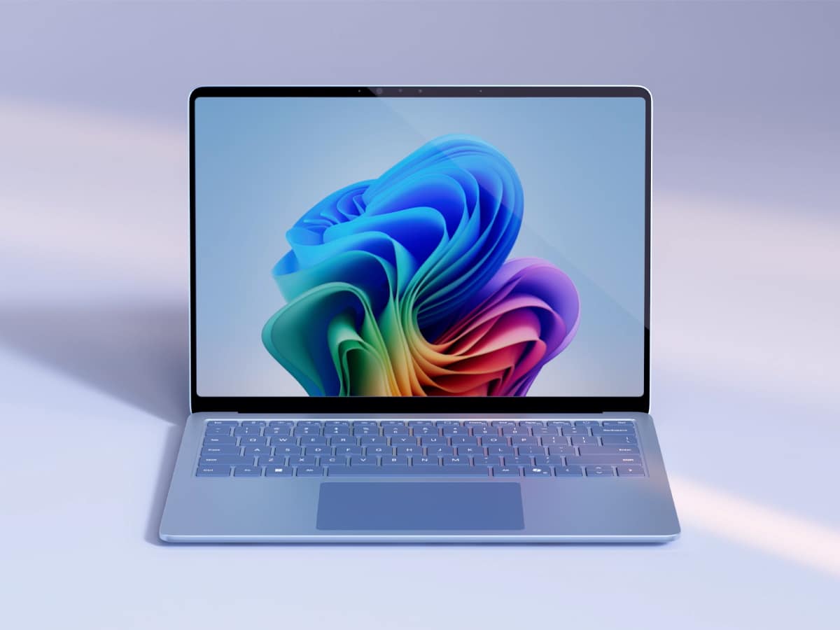 Microsoft 7th edition surface laptop OLED Display