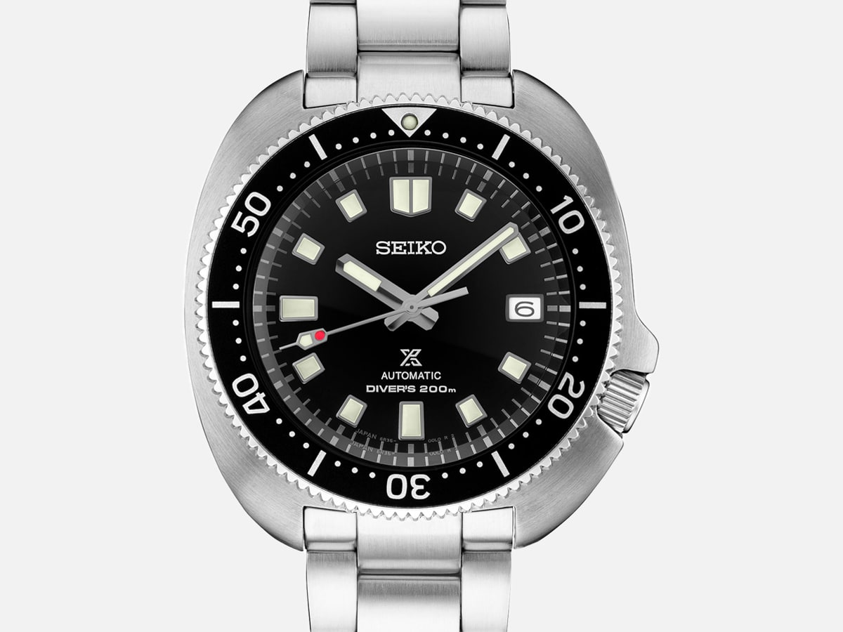 Seiko captain willard prospex watch black dial and bezel