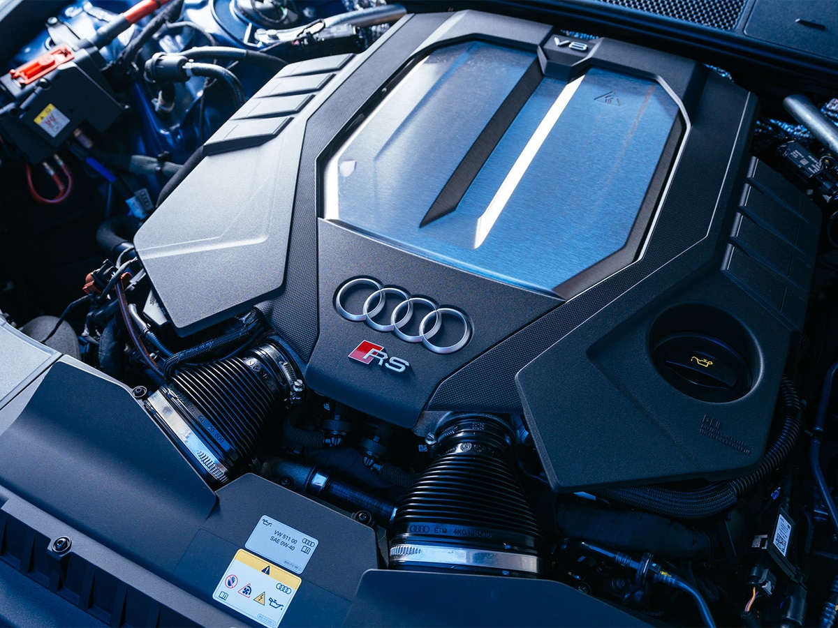 Audi rs 6 avant performance engine