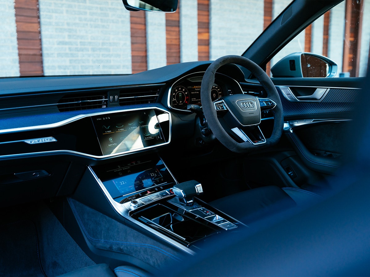 Audi rs 6 avant performance technology