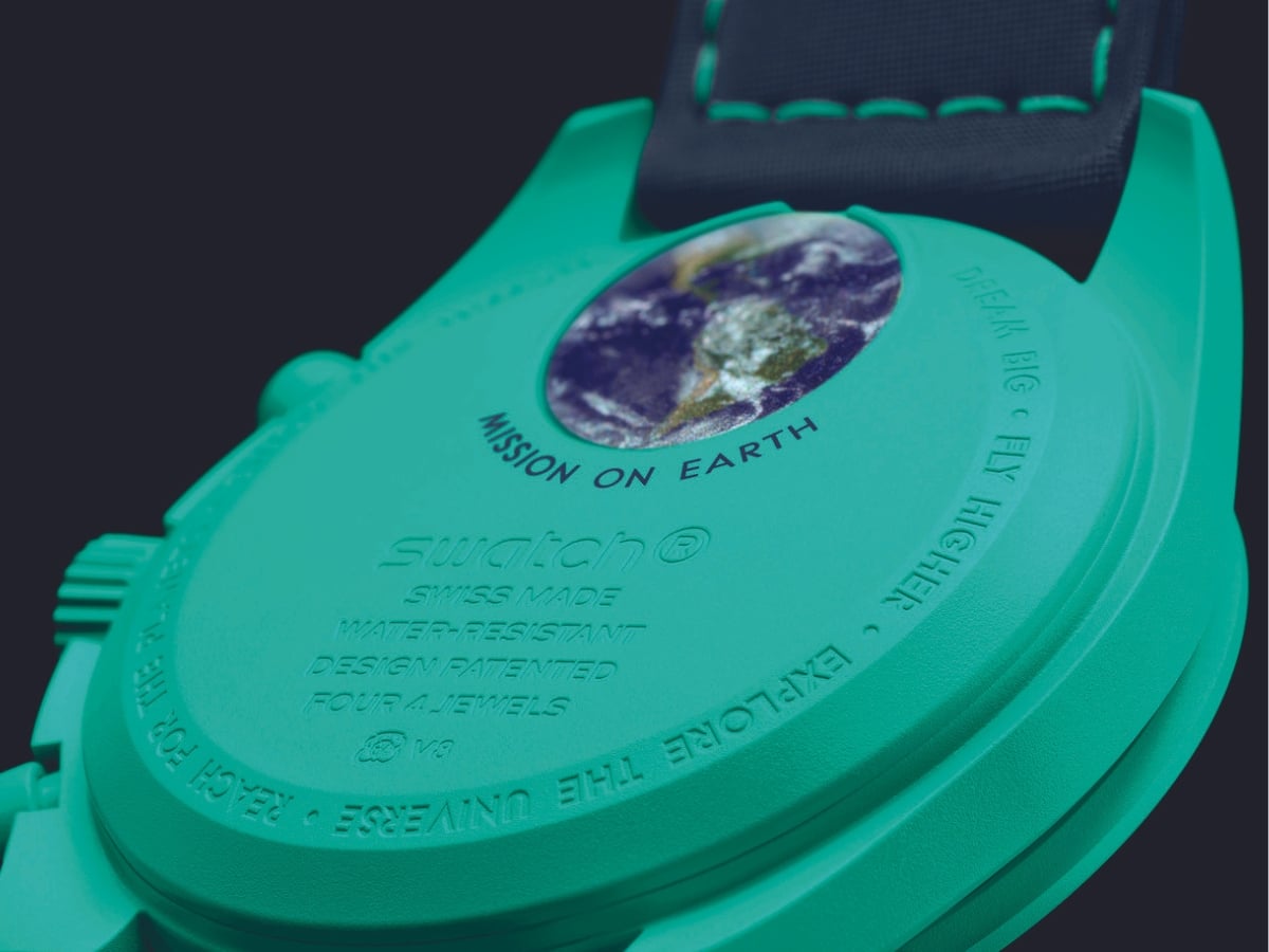 Moonswatch mission on earth polar lights 3
