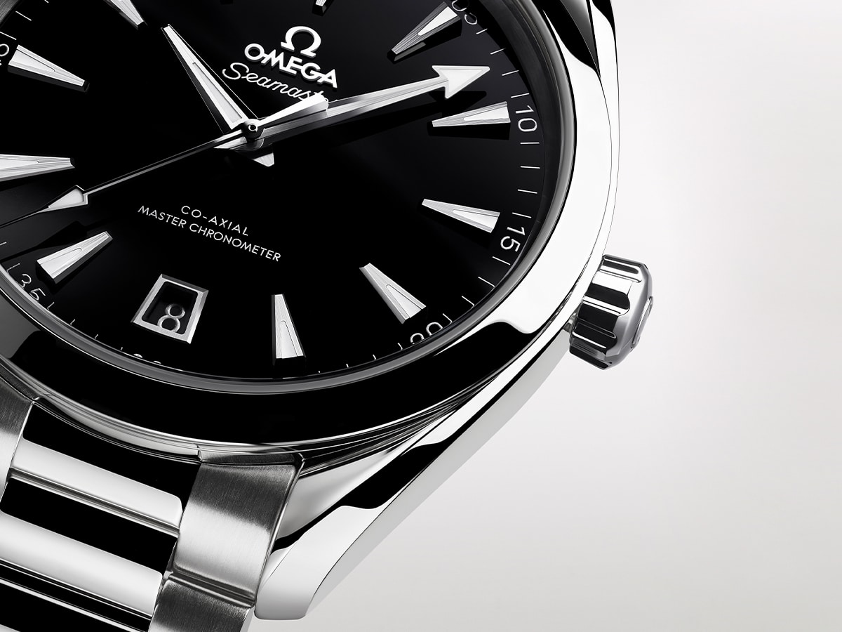 OMEGA Seamaster Aqua Terra Black Dial Ref. 220.10.38.20.01.004 | Image: OMEGA