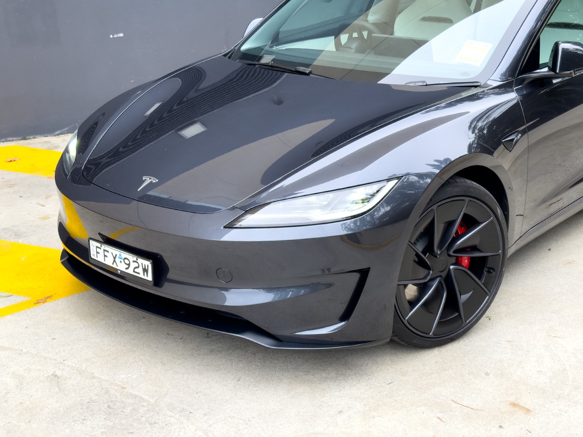 Tesla model 3 performance front fascia