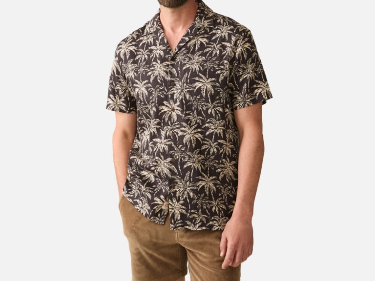 19 Best Hawaiian Shirt Brands For Men Man of Many
