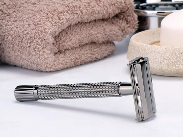 9 Best Safety Razors for a Close Shave | Man of Many