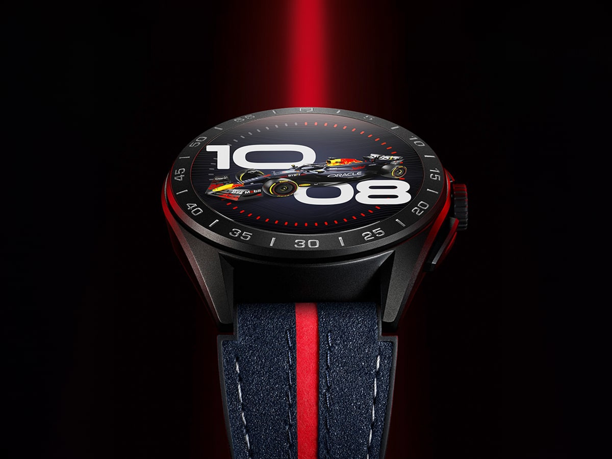 With Connected Calibre E4, TAG Heuer and Oracle Red Bull Racing are back in the driver’s seat