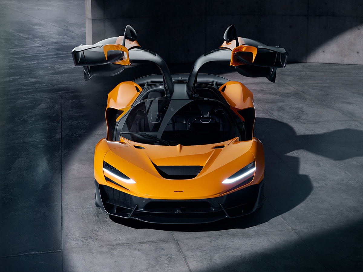 Mclaren w1 gull wing doors