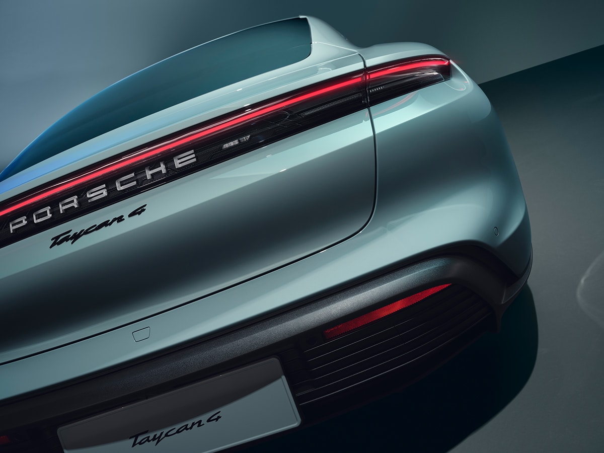 2025 porsche taycan 4 rear badge