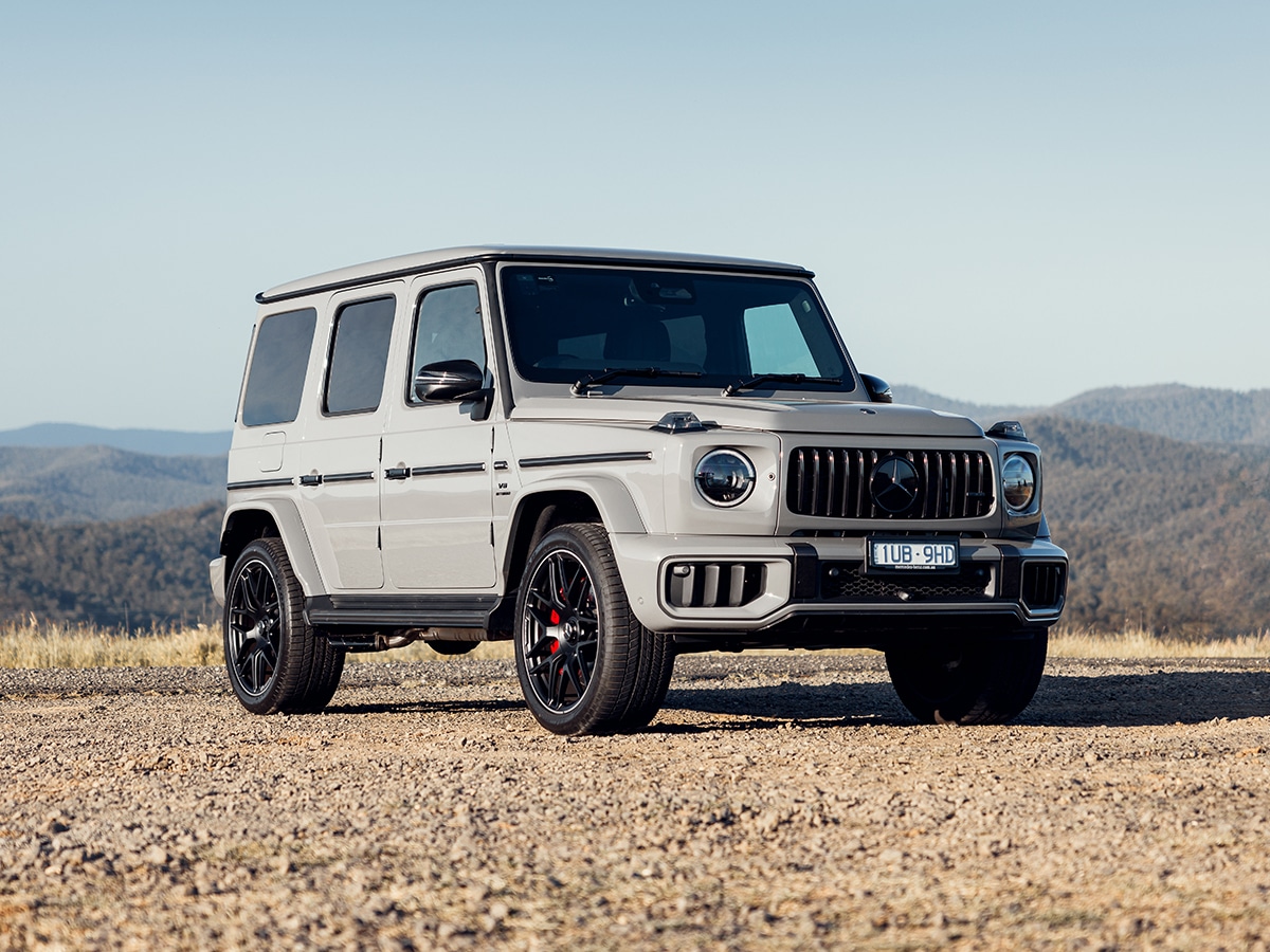 Mercedes amg g 63 front three quarter