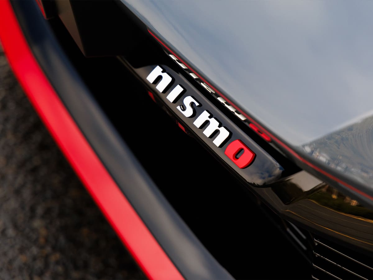 Nissan z nismo nismo badge