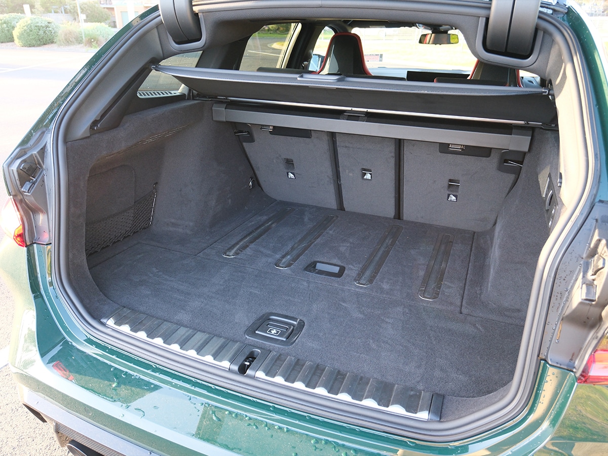 Bmw m3 cs touring interior boot