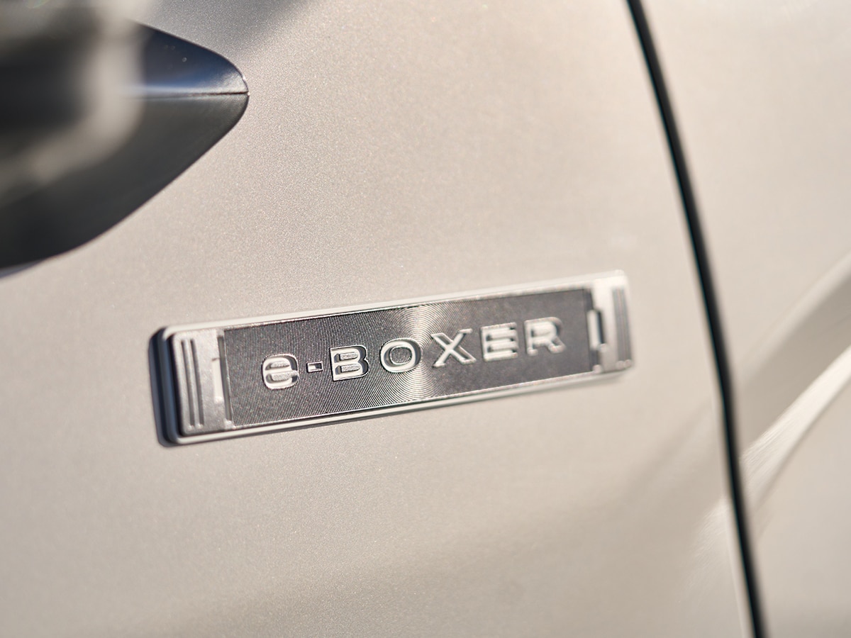 2025 subaru forester mid spec hybrid variant 1