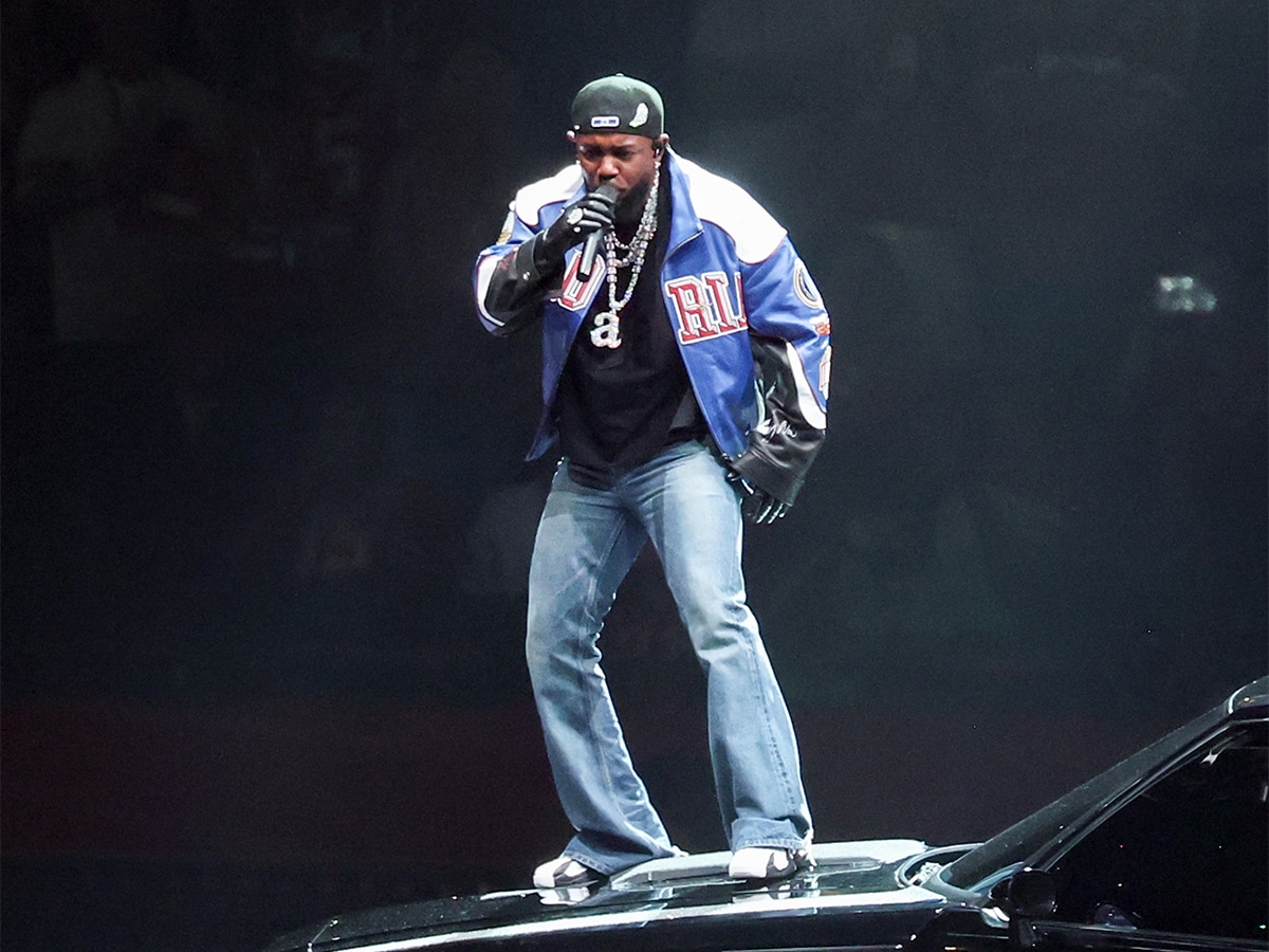 Kendrick lamar s 1 700 super bowl jeans are short king approved man