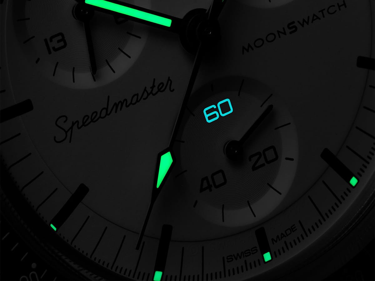 Omega x swatch moonswatch 1965 lume